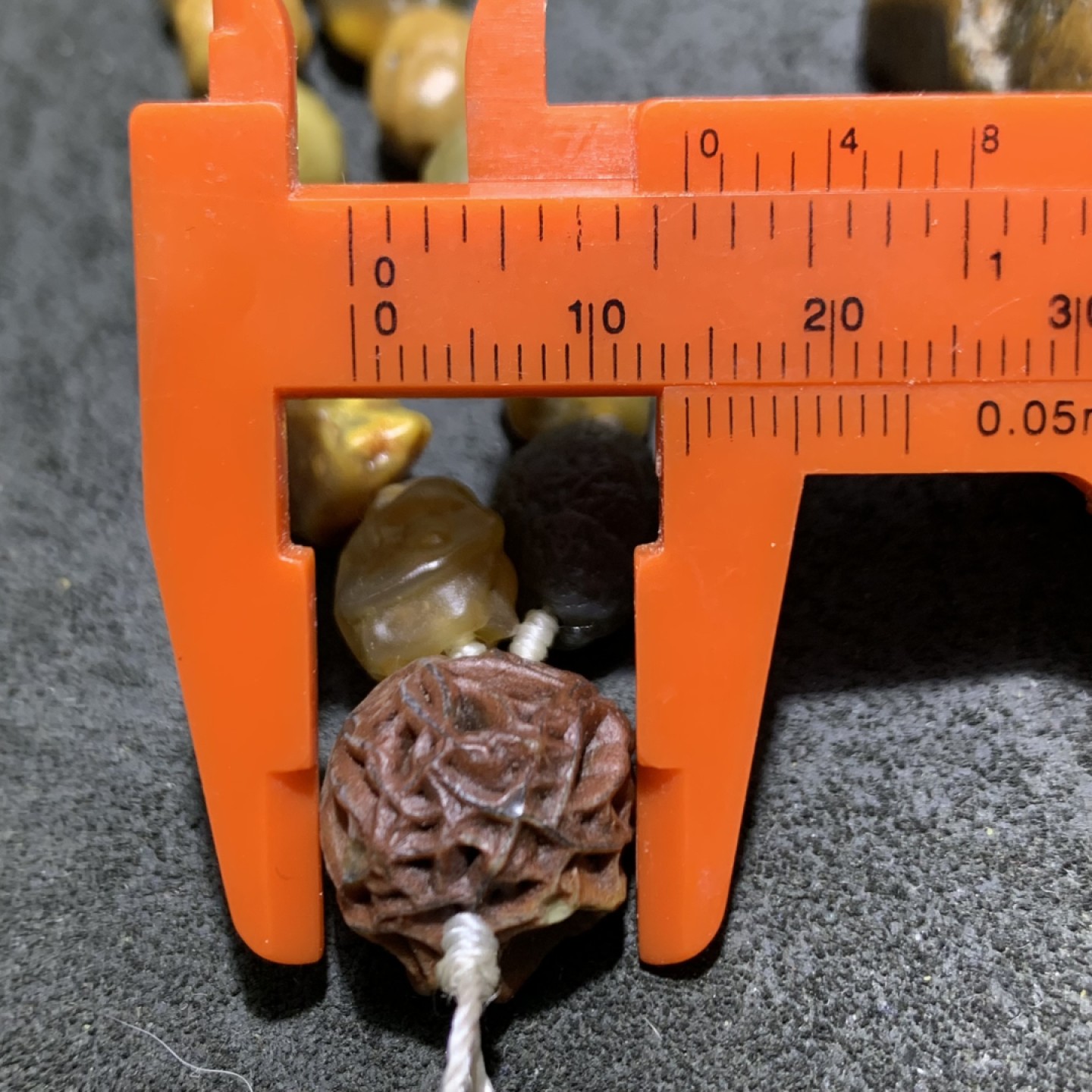 精美阿拉善筋脉玛瑙大颗粒原石长款项链一条