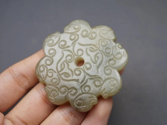 ｜冷门出品｜精选专拍·第贰拾场· 和田玉｜明清风｜苏工精雕·缠花牌挂件