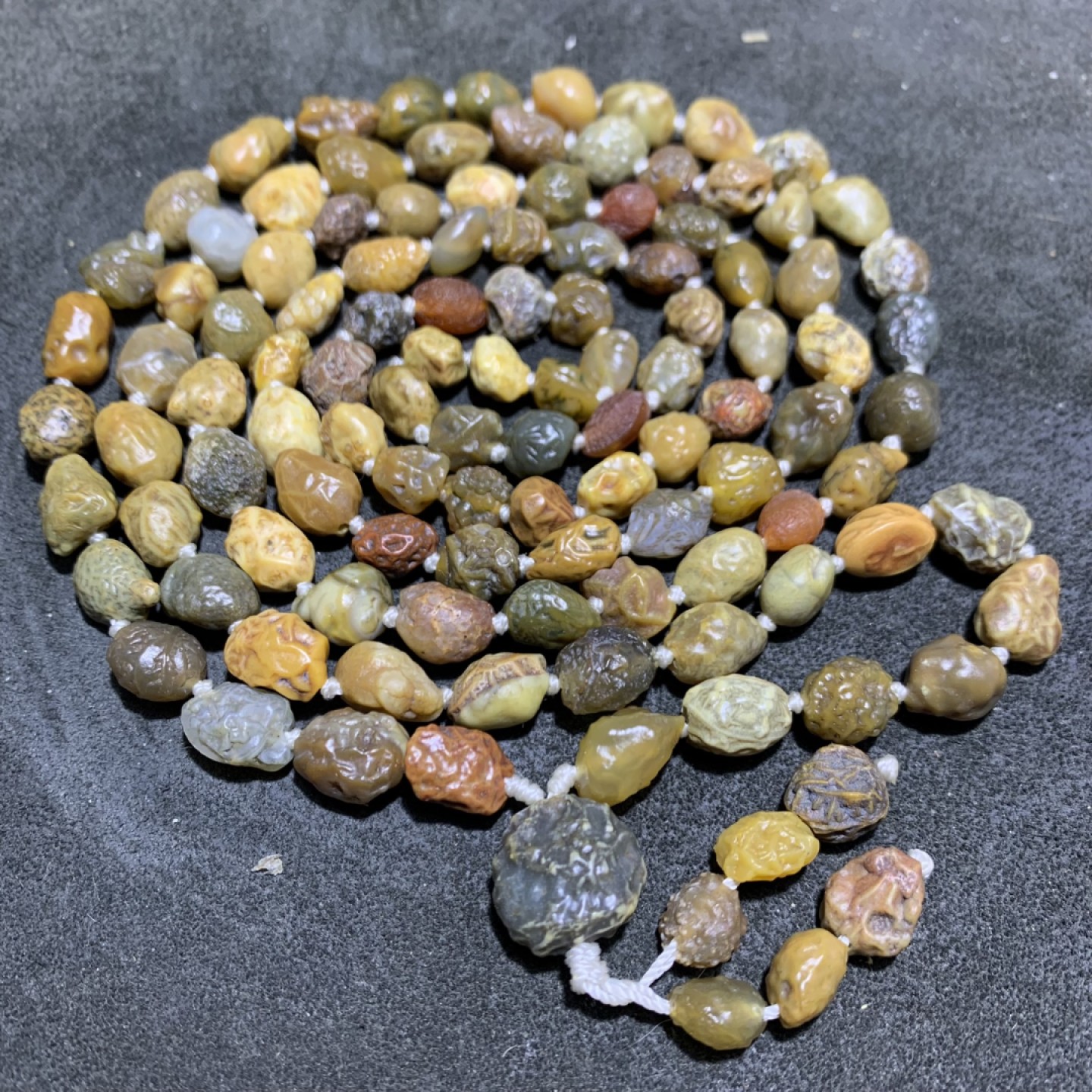 精美阿拉善筋脉玛瑙大颗粒原石108项链一条，
