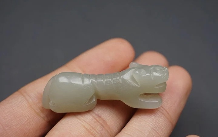 ｜冷门出品｜精选专拍·第贰拾场· 和田玉｜明清风｜苏工精雕·瑞兽挂件