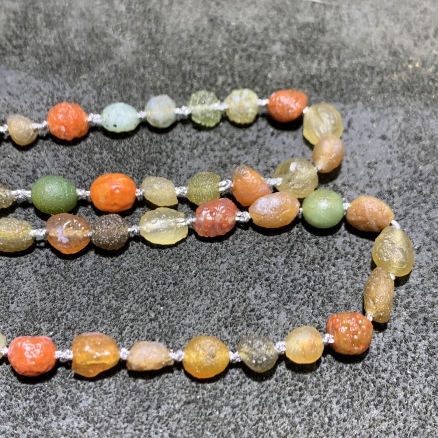 精美罕见天然淖毛湖葡萄干玛瑙小精品长款项链一条，