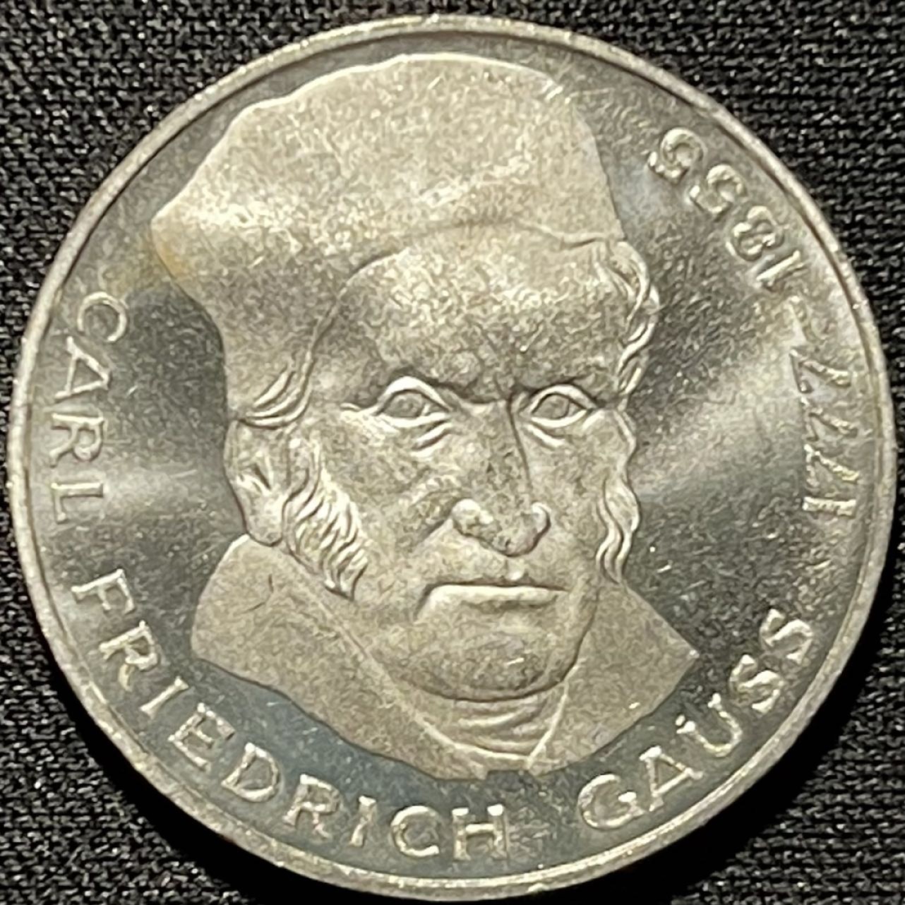 紫瑗钱币——第260期拍卖 联邦德国 1977年 高斯诞辰200周年 5马克 11.2克 0.625银 UNC