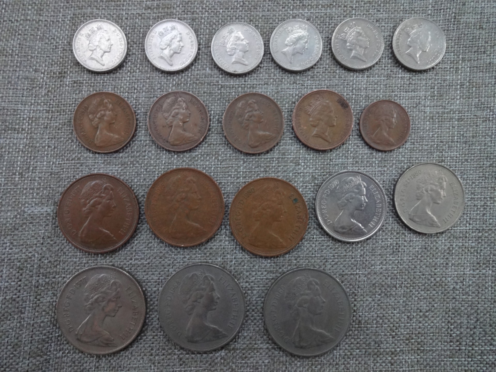 娃娃家-三月、第六场 英国便士-19枚起拍