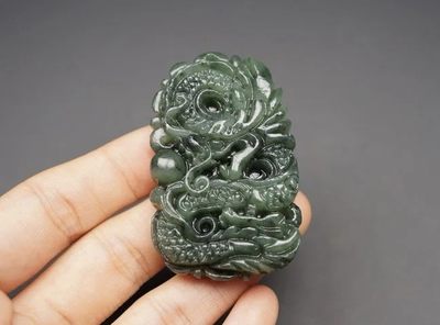｜冷门出品｜精选专拍·第拾场· - 和田玉｜苏工巧雕·青龙吐珠挂件