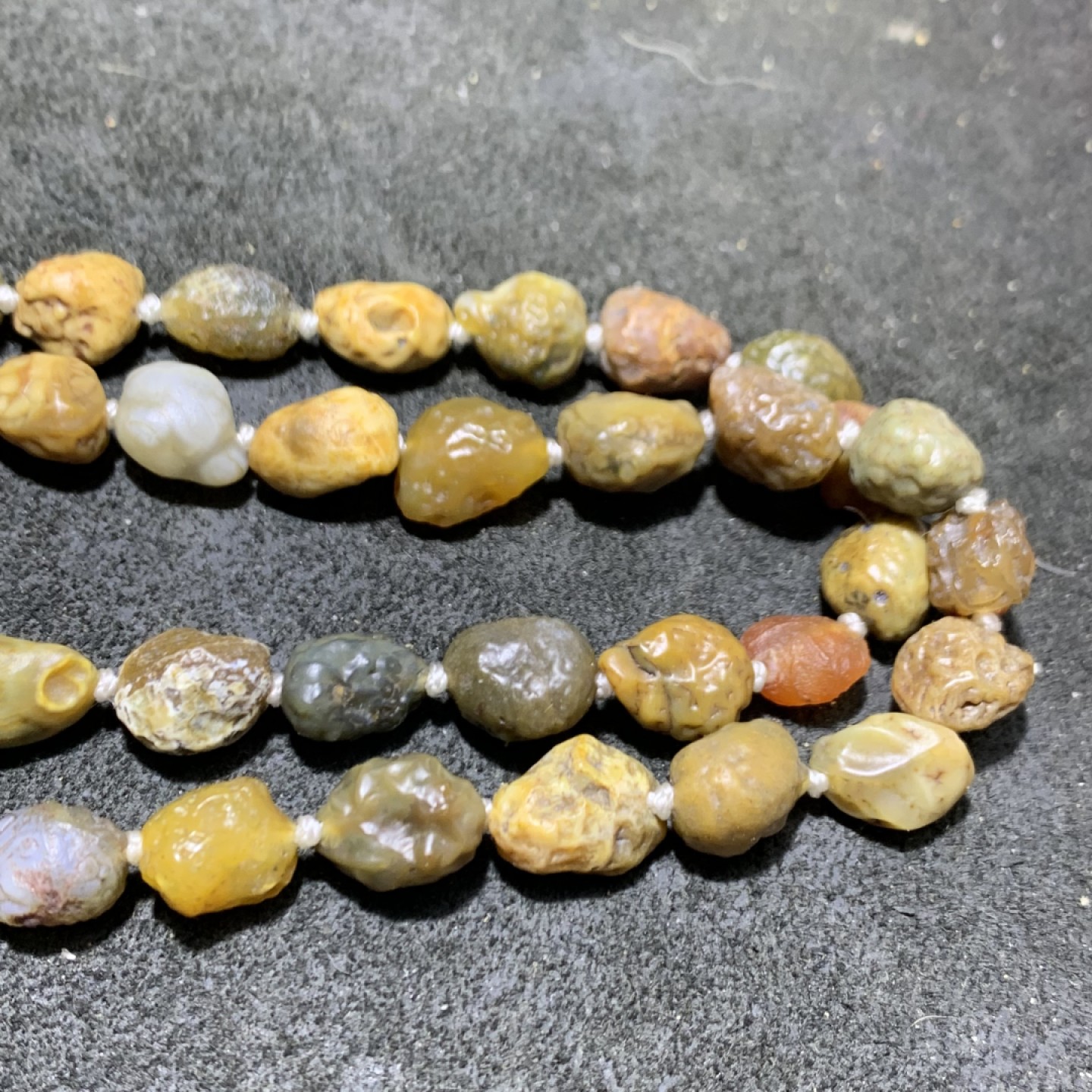 精美阿拉善筋脉玛瑙大颗粒原石108项链一条，