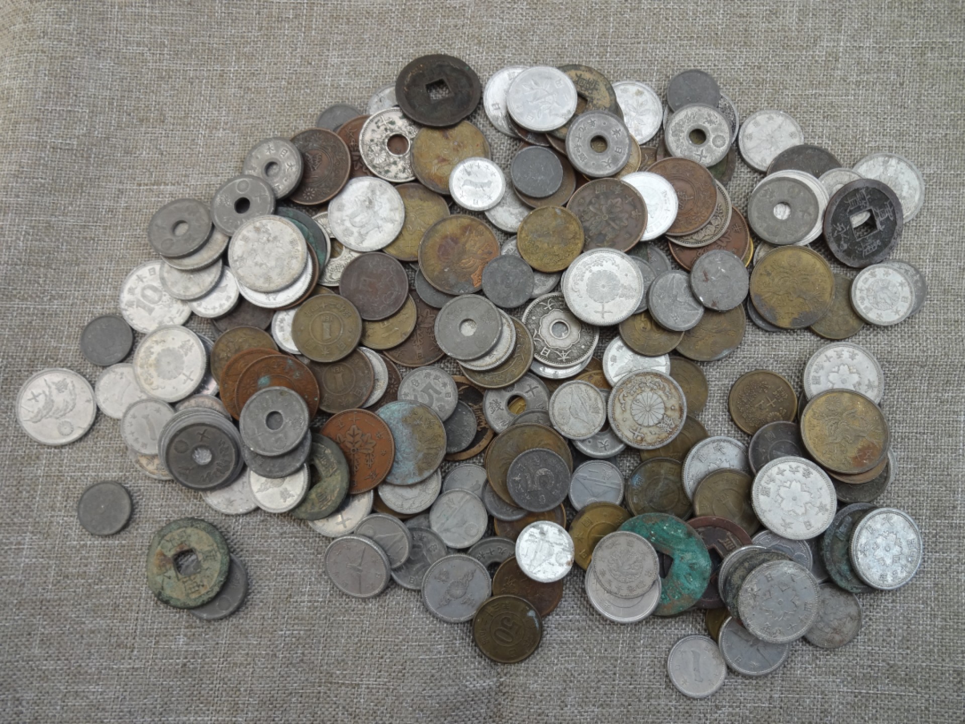 娃娃家-三月、第六场 日本原包480克散钱 菊花铝币啥都有- 随意拍