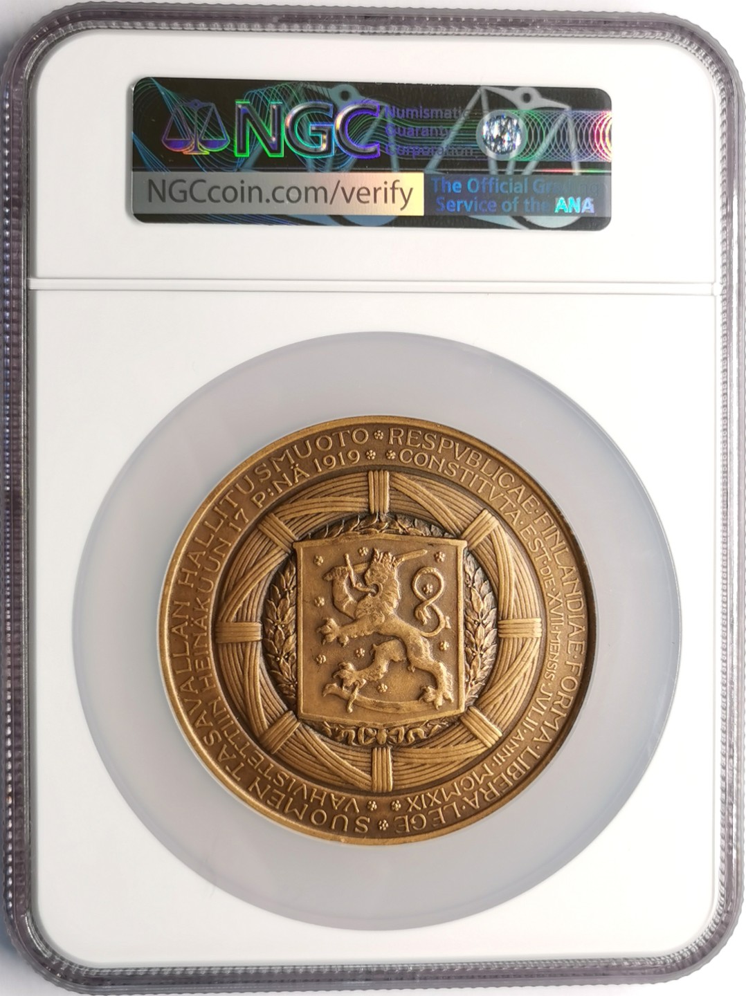 凡希社世界钱币微拍第二百三十二期 1923芬兰独立纪念大型黄铜章NGC-MS65雕刻极精美收藏级品相！
