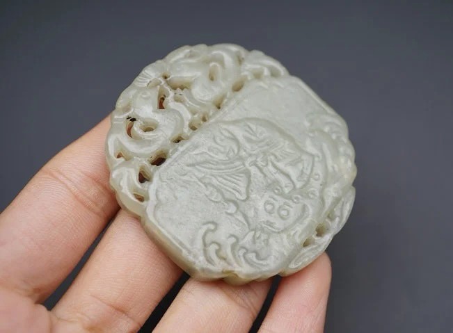 ｜冷门出品｜精选专拍·第贰拾场· 和田玉｜明清风｜苏工精雕·刘海戏金蟾挂件