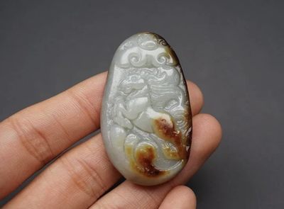 玉石翡翠玛瑙｜拍卖专场 - 和田玉｜明清风｜苏工巧雕·骏马腾飞挂件