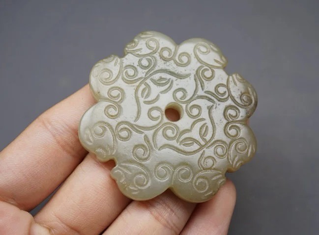 ｜冷门出品｜精选专拍·第贰拾场· 和田玉｜明清风｜苏工精雕·缠花牌挂件