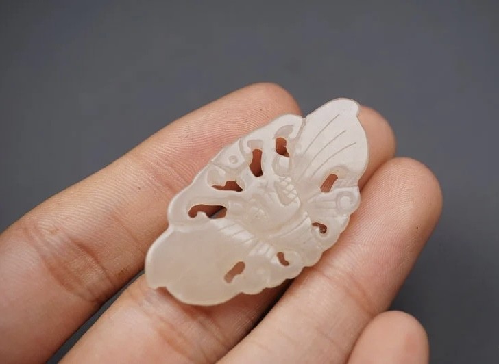 ｜冷门出品｜精选专拍·第贰拾场· 和田玉｜苏工精雕·白玉蝶舞挂件