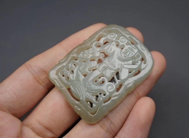 ｜冷门出品｜精选专拍·第贰拾场· 和田玉｜明清风｜苏工精雕·嬉戏人物牌挂件