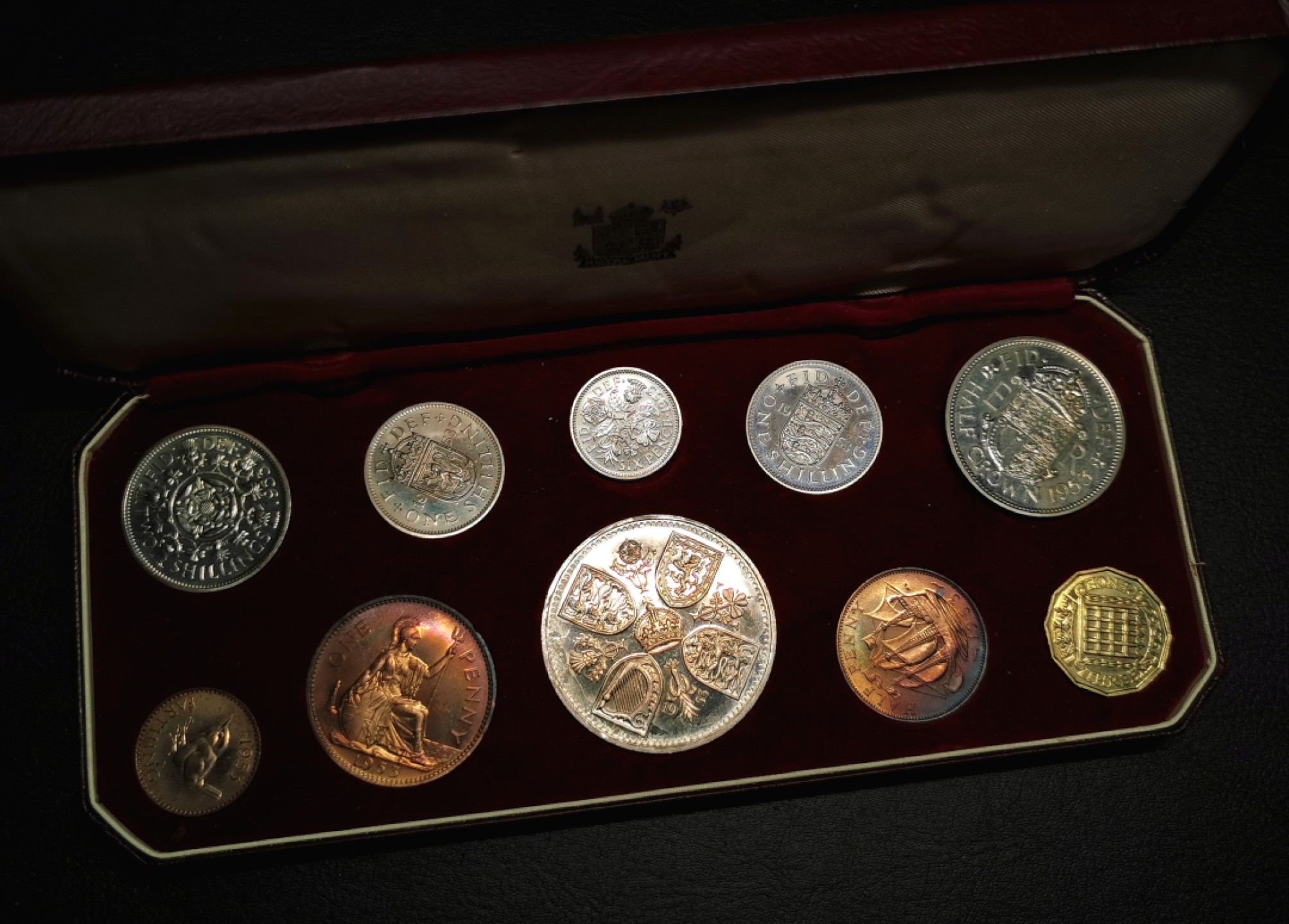 凡希社世界钱币微拍第二百三十二期 1953英国伊丽莎白加冕精铸PS原盒 铜币氧化