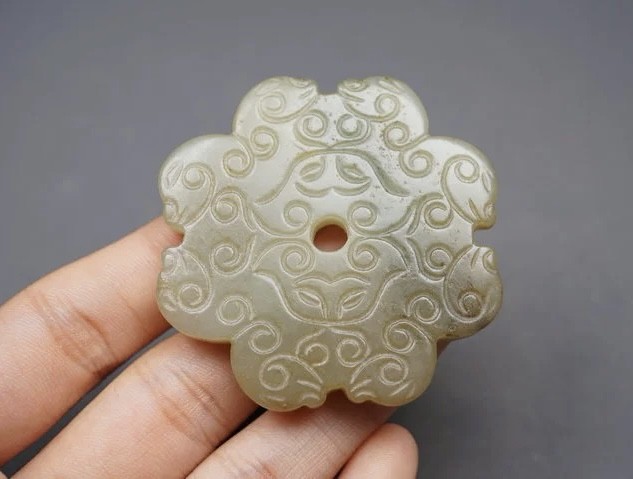 ｜冷门出品｜精选专拍·第贰拾场· 和田玉｜明清风｜苏工精雕·缠花牌挂件
