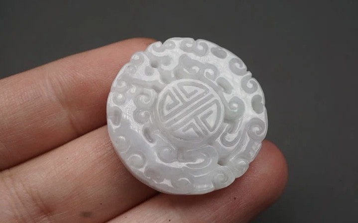 ｜冷门出品｜精选专拍·第贰拾场· 翡翠｜苏工精雕·双龙捧寿配饰