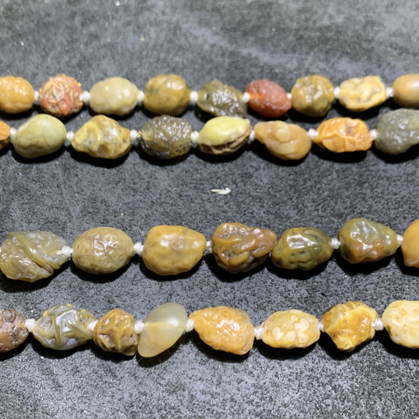 精美阿拉善筋脉玛瑙大颗粒原石108项链一条，