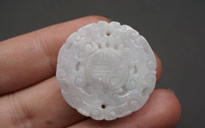 ｜冷门出品｜精选专拍·第贰拾场· 翡翠｜苏工精雕·双龙捧寿配饰