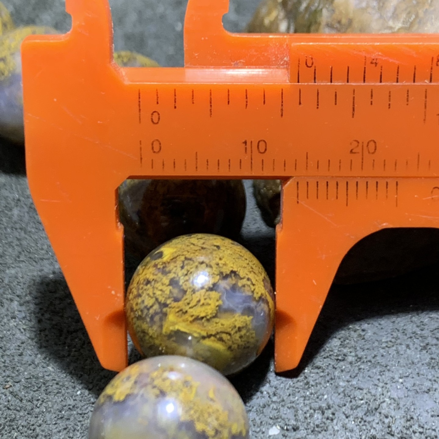 精美天然阜新本地水草玛瑙单圈手串一条！