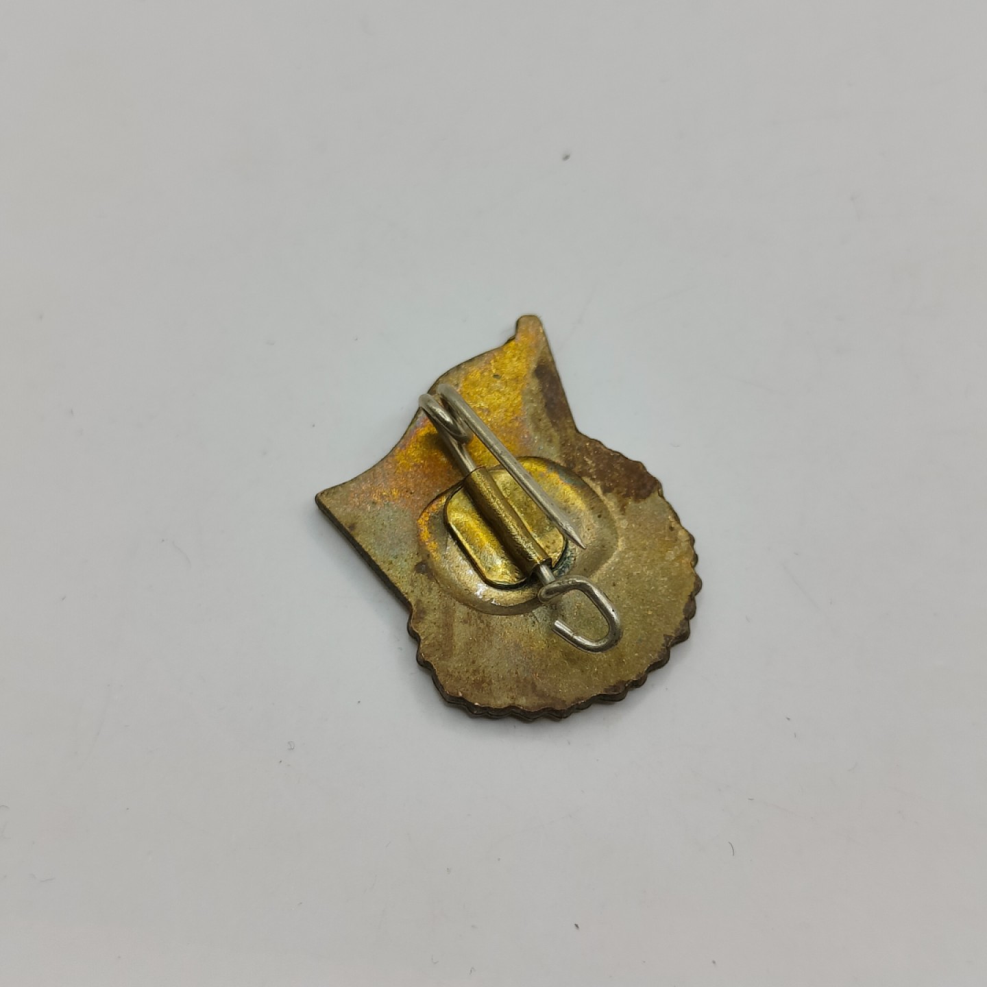 全场0元起拍 第40期 咸鱼国勋章拍卖专场 3月22日（周三）下午6：00开始 东德青年团FDG奖章