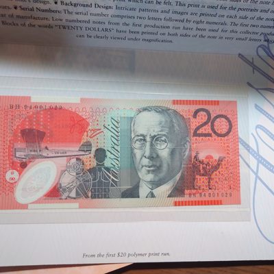 【世界钱币收藏】精选微拍第57期暨2023年第四期 裸钞专场 1994年澳大利亚20元塑料钞 首年原装册，背面带年份尾号1029