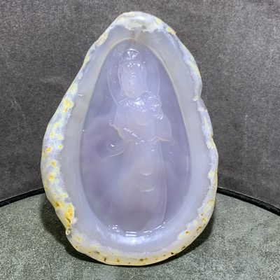 重器天然冰纹原皮玛瑙巧雕观音菩萨大 牌子一块 重器天然冰纹原皮玛瑙巧雕观音菩萨大 牌子一块