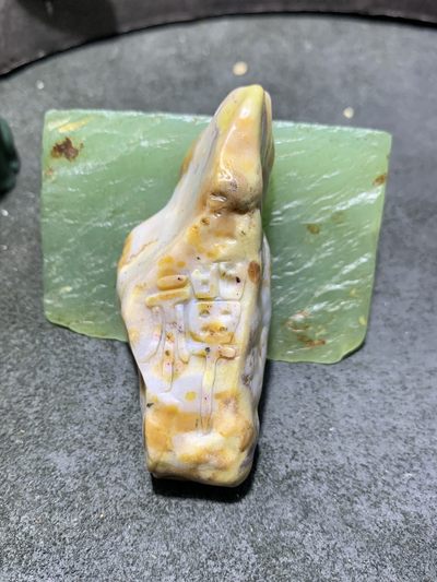 放福利！精美天然阿拉善玛瑙原石手工雕刻禅字把件（吊坠）一颗 - 放福利！精美天然阿拉善玛瑙原石手工雕刻禅字把件（吊坠）一颗