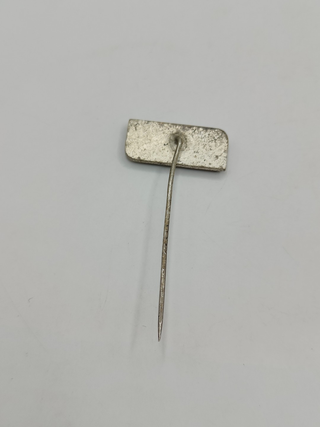 全场0元起拍 第40期 咸鱼国勋章拍卖专场 3月22日（周三）下午6：00开始 东德橡叶徽章