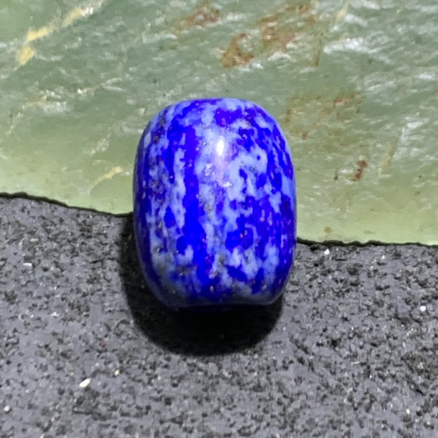 精美阿富汗老矿青金石小桶珠一颗