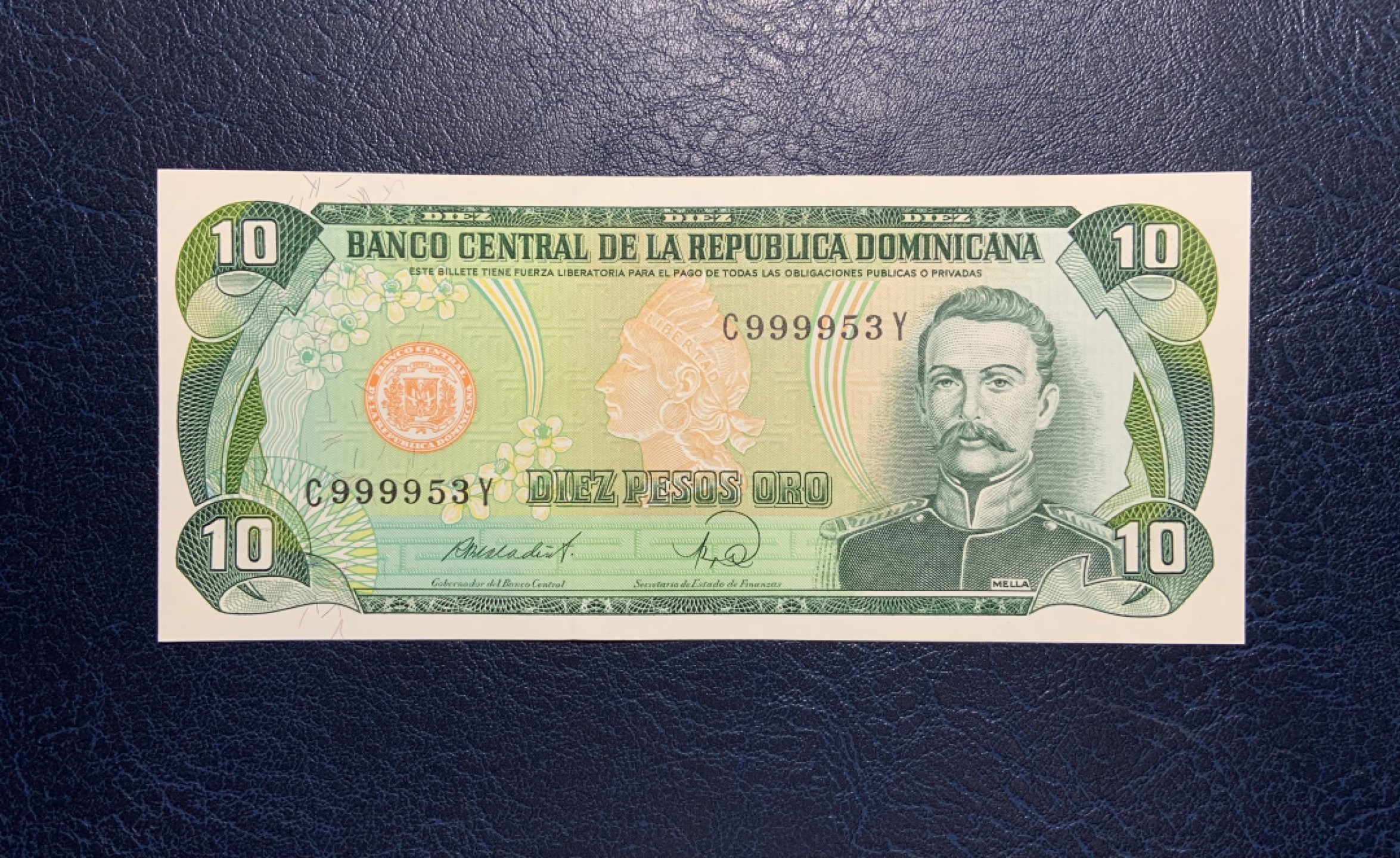 收藏联盟Quantum Auction 第241期拍卖  多米尼加1988年10比索 品相全新UNC 狮子号9999开头 早期纸质版 稀少