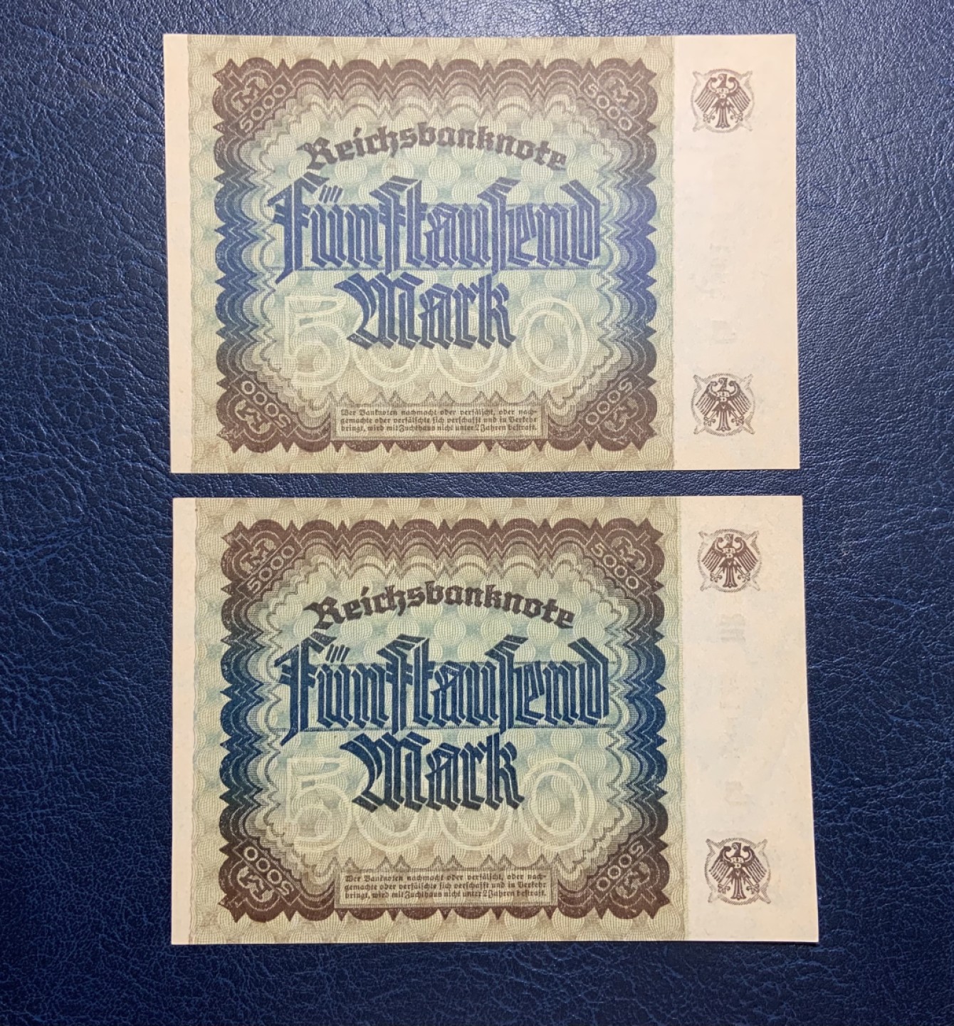 收藏联盟Quantum Auction 第241期拍卖  德国1922年5000马克连号一对 品相UNC 细节如图 百年老钞 大票幅