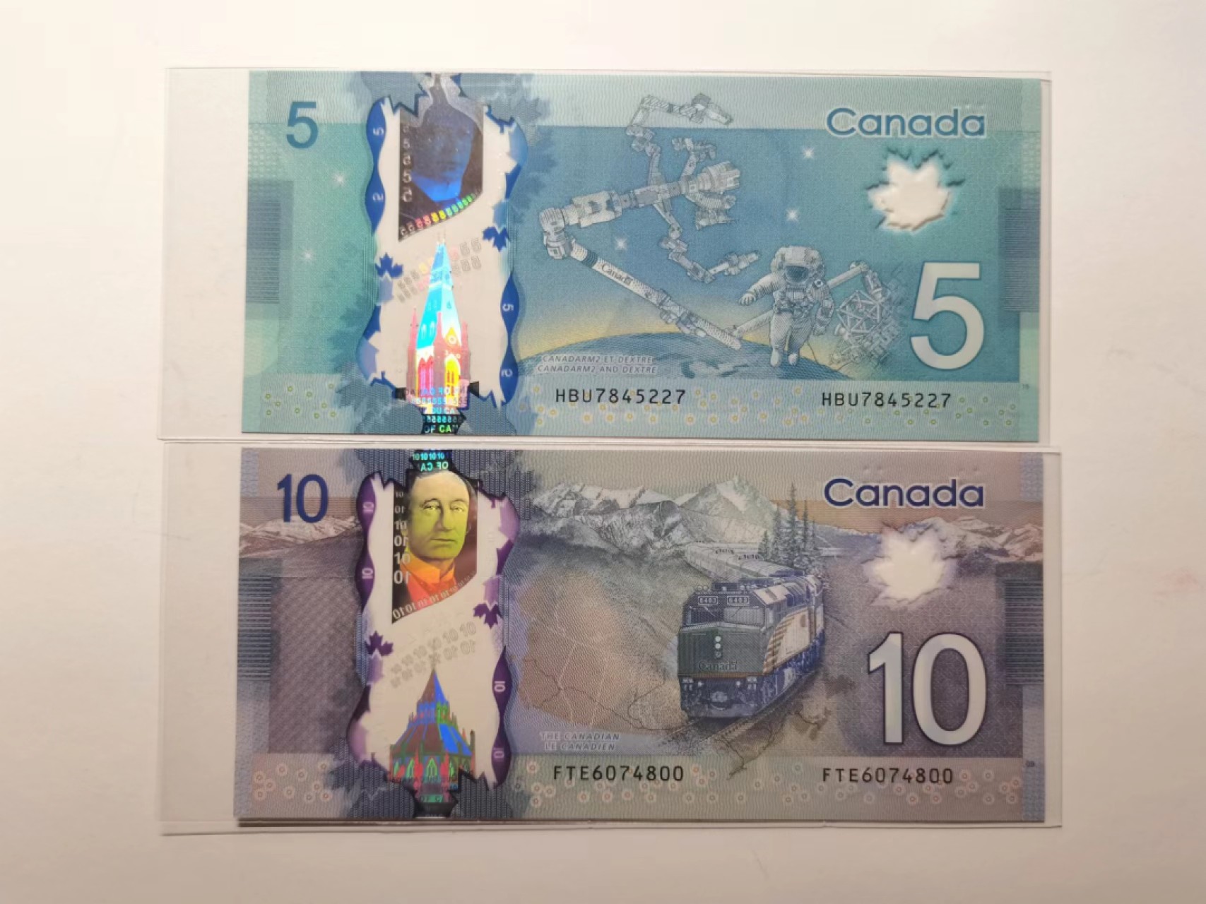 外钞荟萃x民国风云专场 加拿大5/10一对 全新品相