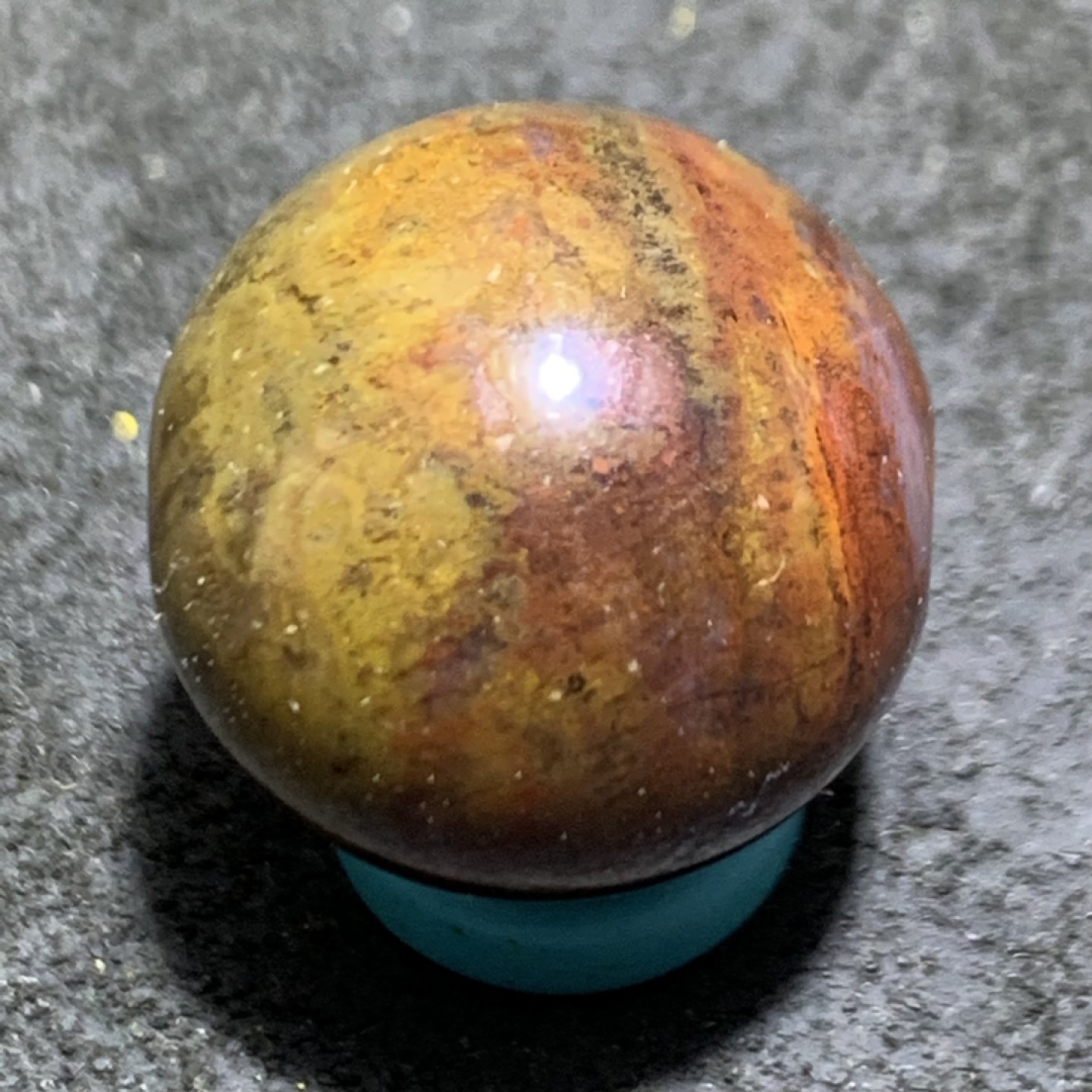 精美草花纹玛瑙圆珠一颗！