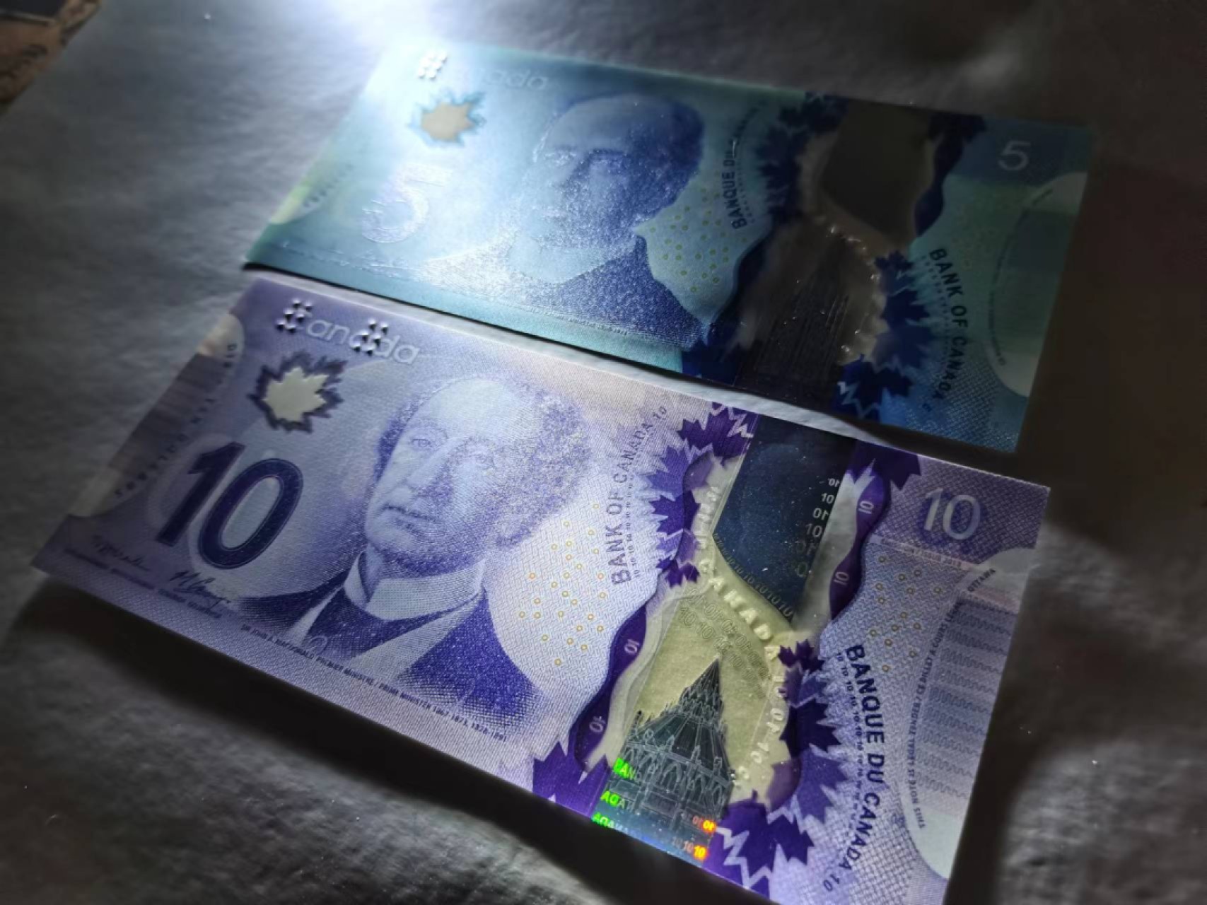 外钞荟萃x民国风云专场 加拿大5/10一对 全新品相