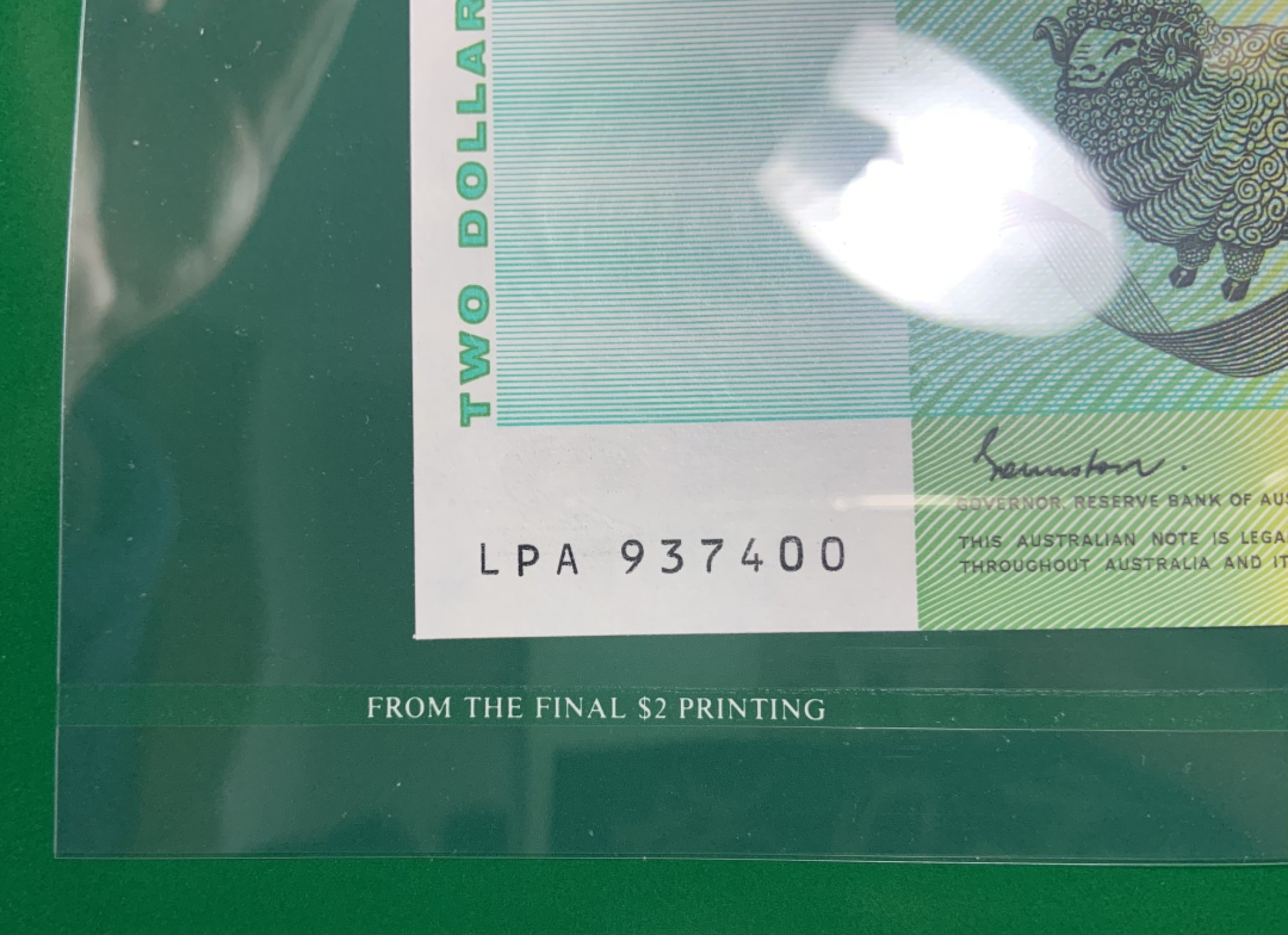 收藏联盟Quantum Auction 第241期拍卖  澳大利亚1988年2元纪念册 品相全新UNC 英文意为该纸币来自1988版最后一批印刷