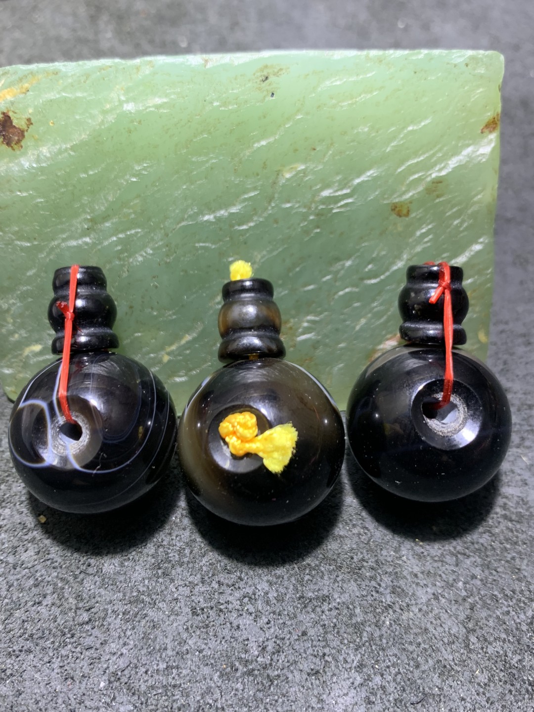 通货药师玛瑙通货佛头三通3颗，随机一个，