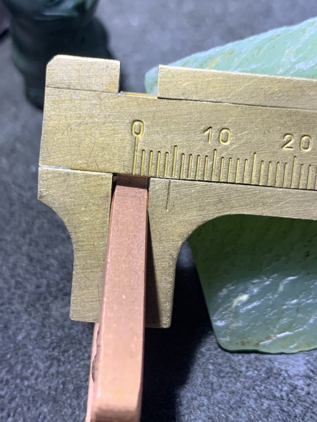 精美紫铜圣母玛利亚牌子一个， 精美紫铜圣母玛利亚牌子一个，