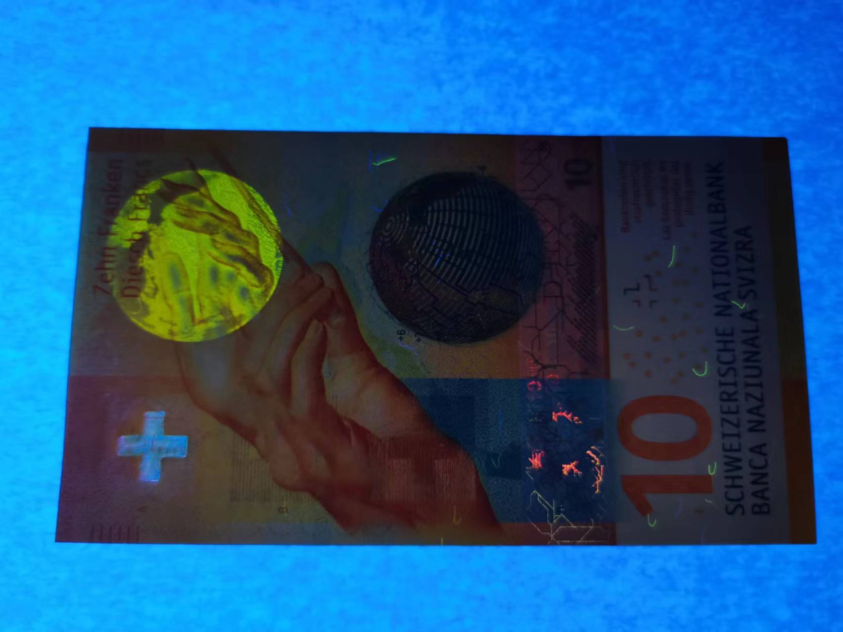 外钞荟萃x民国风云专场 瑞士手版16A10法郎 全新品相