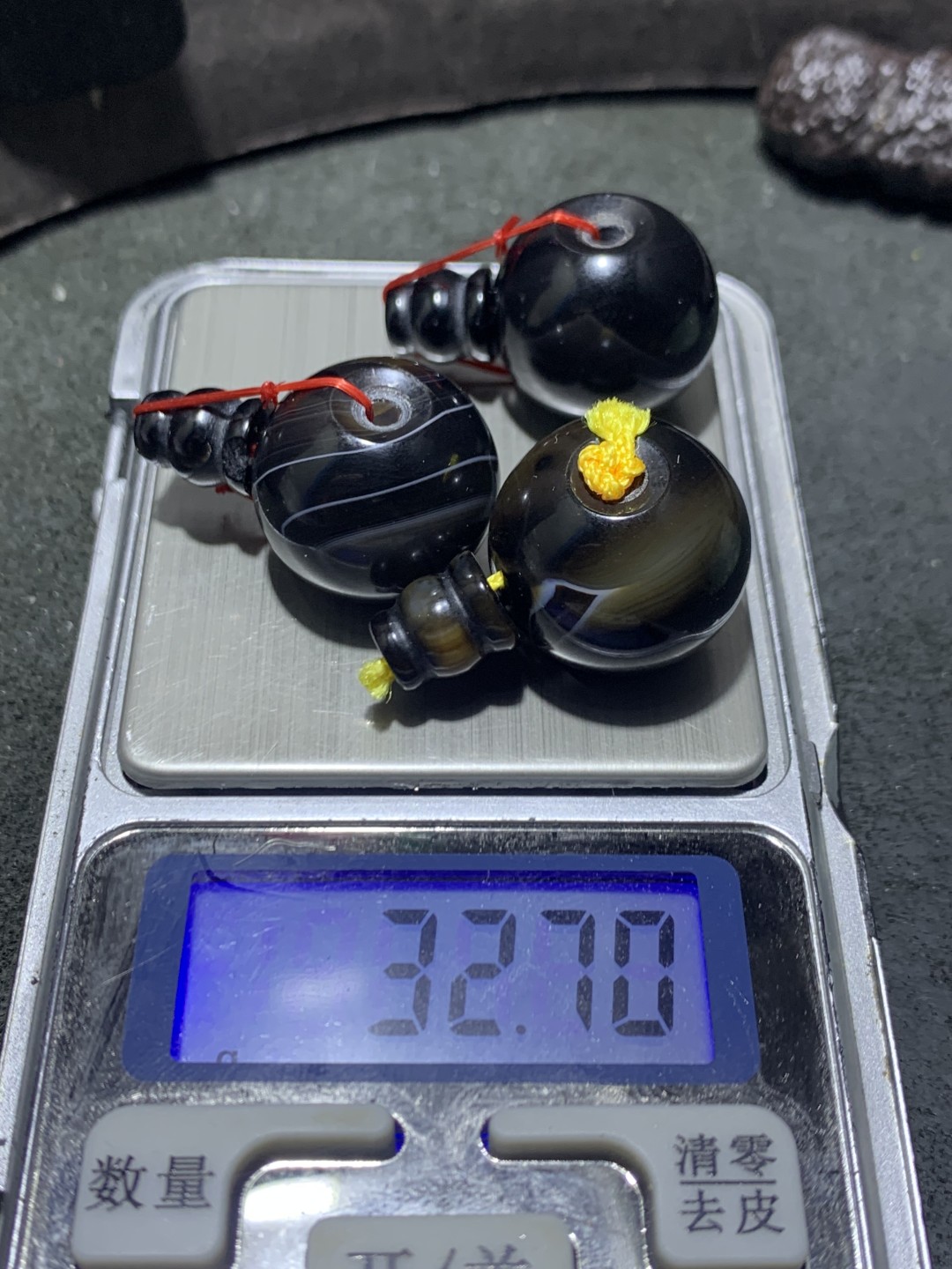通货药师玛瑙通货佛头三通3颗，随机一个，