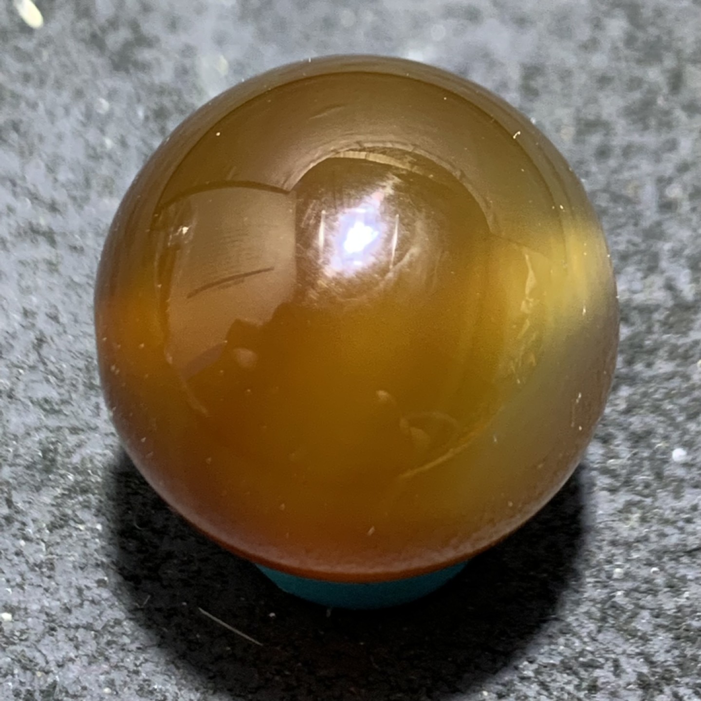 精美精美北红玛瑙2.0圆珠一颗