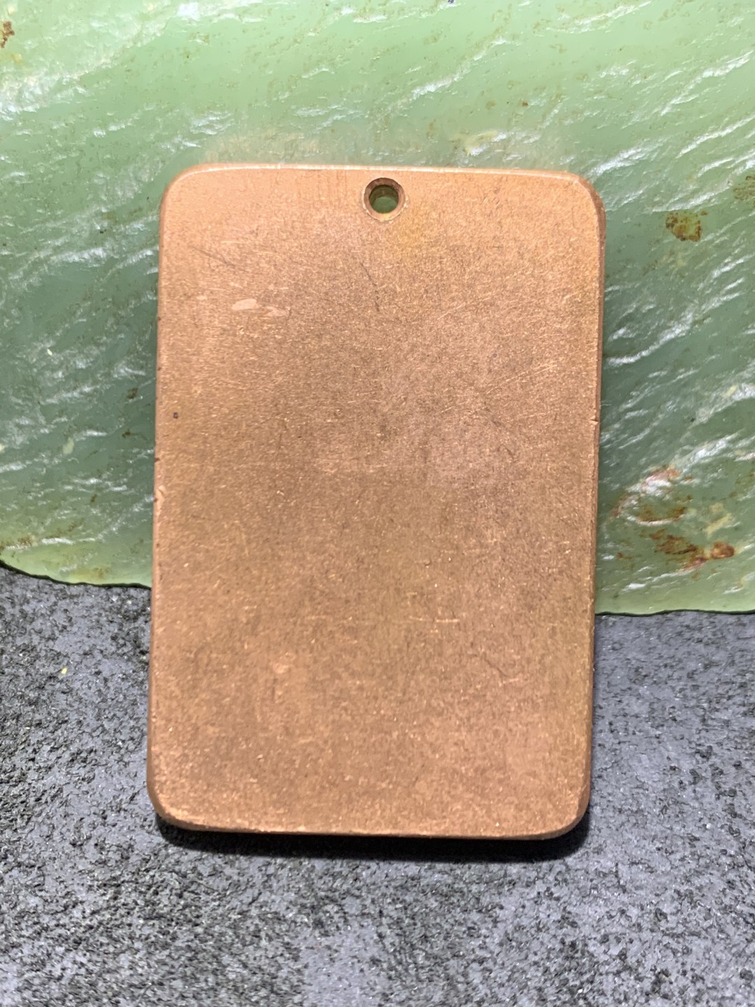 精美紫铜圣母玛利亚牌子一个， 精美紫铜圣母玛利亚牌子一个，