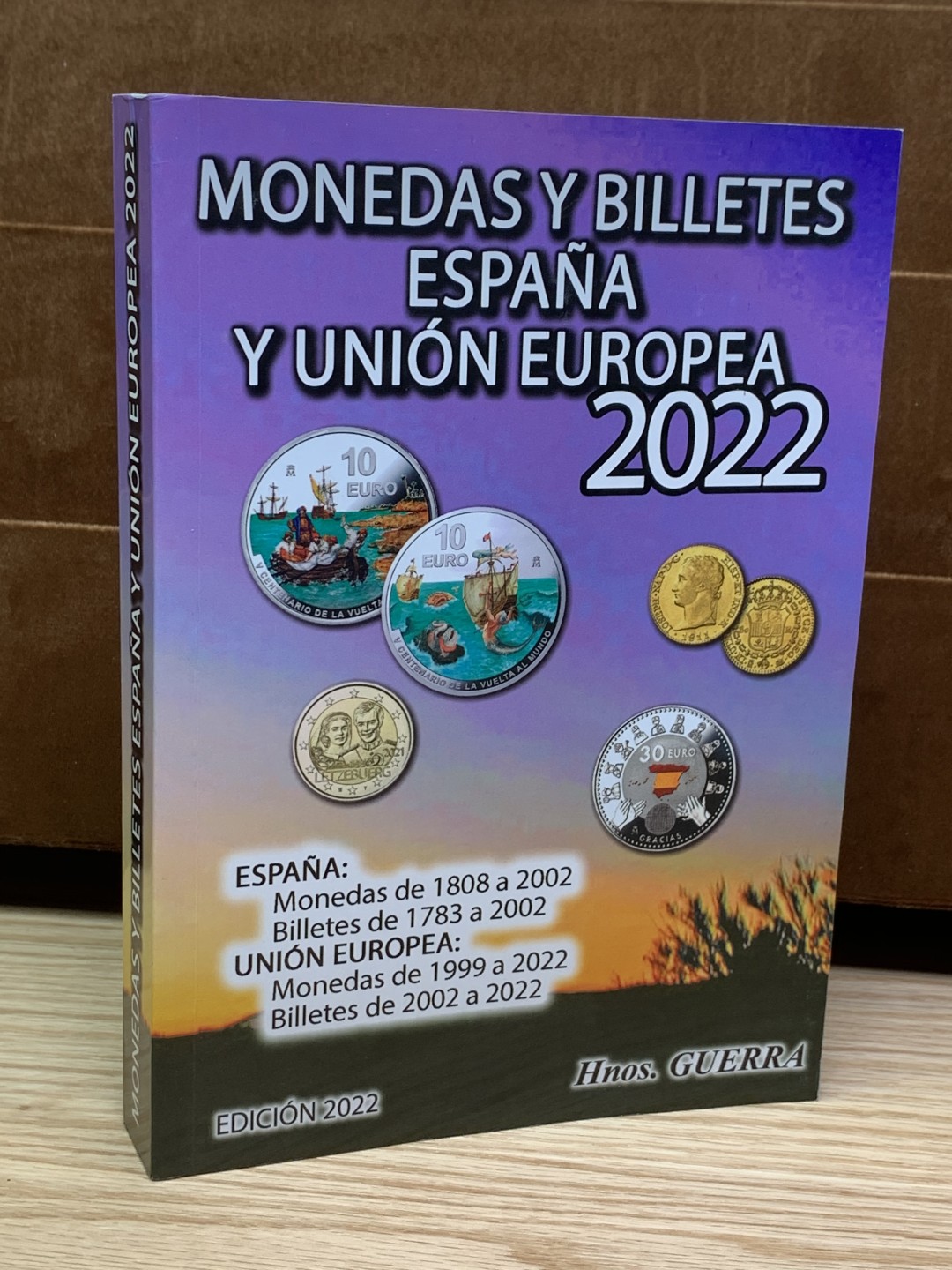 《竞宝斋》第146场-周日，周一 2场 (全场包邮) 西班牙 2022年 钱币目录 包含属地，本土，现代币，纸币。将近500页的厚度。值得拥有 后面广告页去除