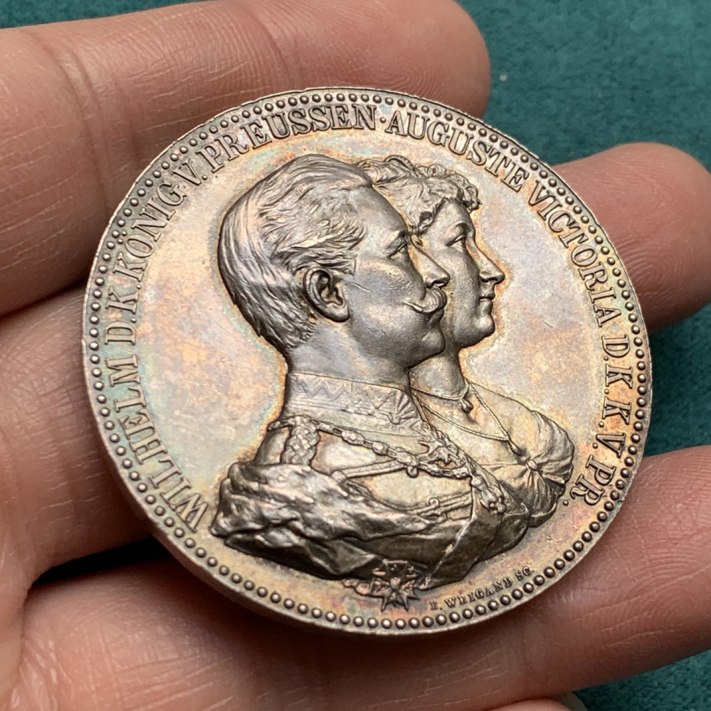 《竞宝斋》第146场-周日，周一 2场 (全场包邮) 德国 1918 威廉二世银婚纪念银章 46mm 50.8克 五彩包浆