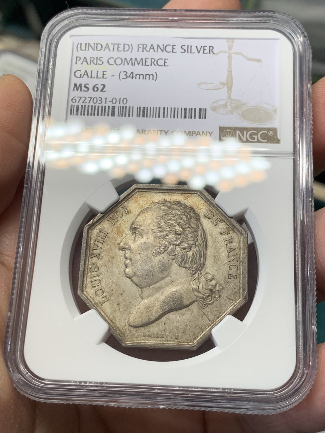 《竞宝斋》第146场-周日，周一 2场 (全场包邮) NGC MS62 法国 路易十八头像 巴黎商业 八角银质代币 背面帆船细节满满