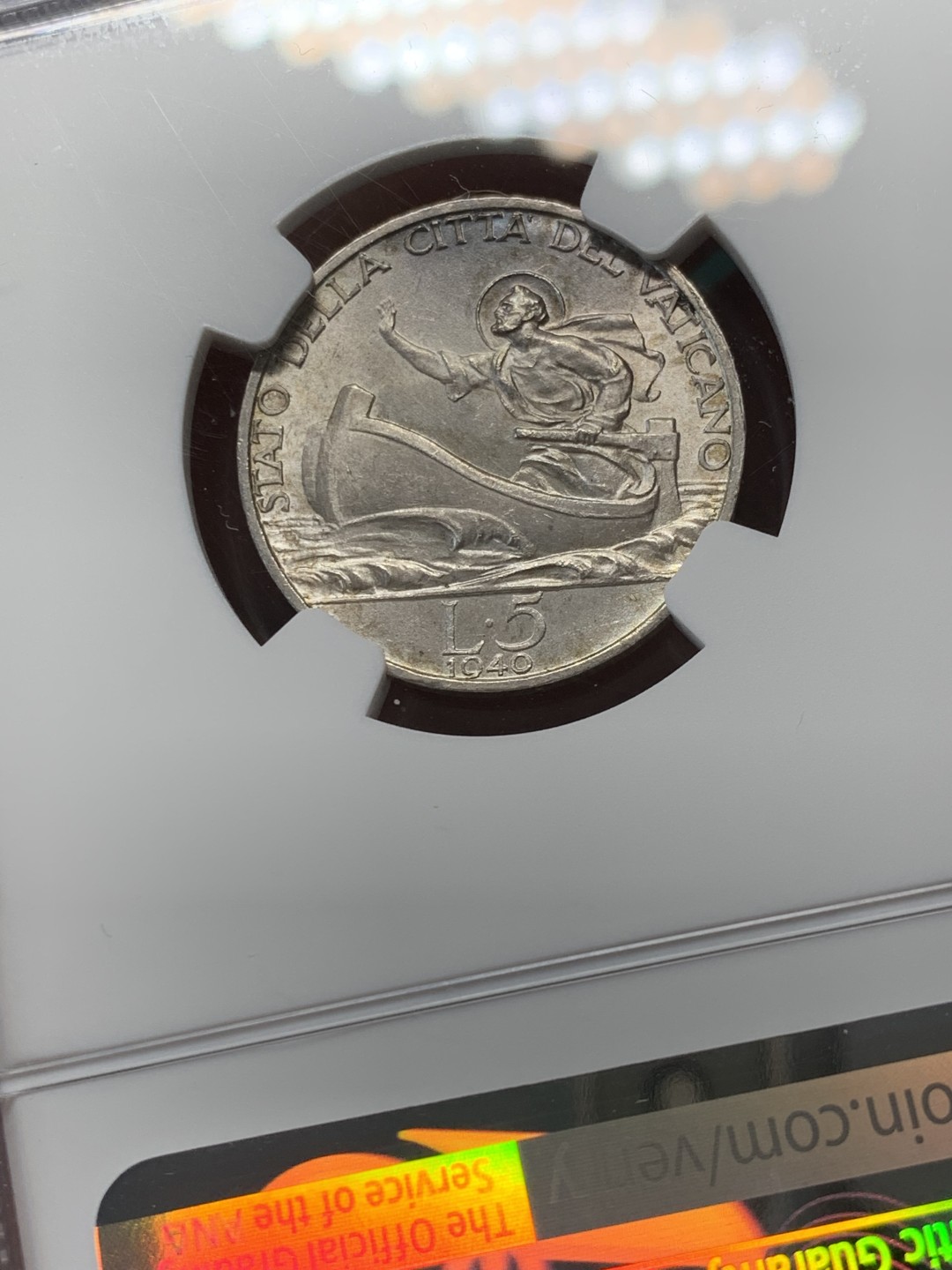 《竞宝斋》第146场-周日，周一 2场 (全场包邮) NGC MS63 梵蒂冈1940年5里拉银币 人像为庇护十二世 背面造型刻画的是彼得乘船传递讯息