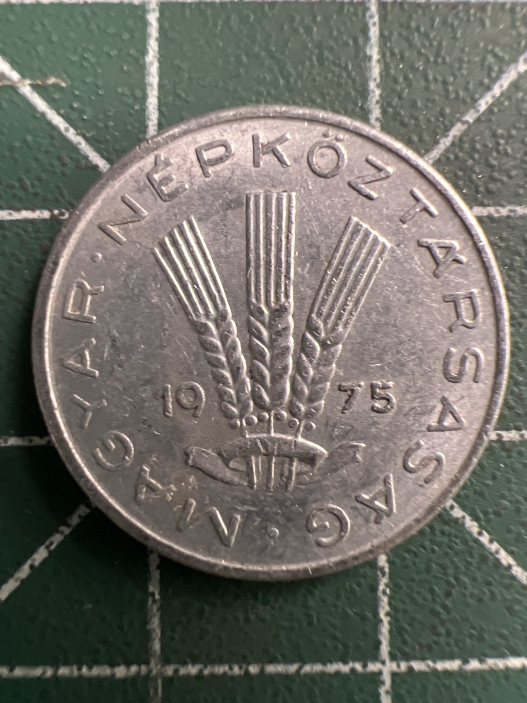 泡泡堂微拍第一百〇三幕硬币捡漏可累计专场👿👿，累计满二十元包邮，接受代拍业务 匈牙利20福林