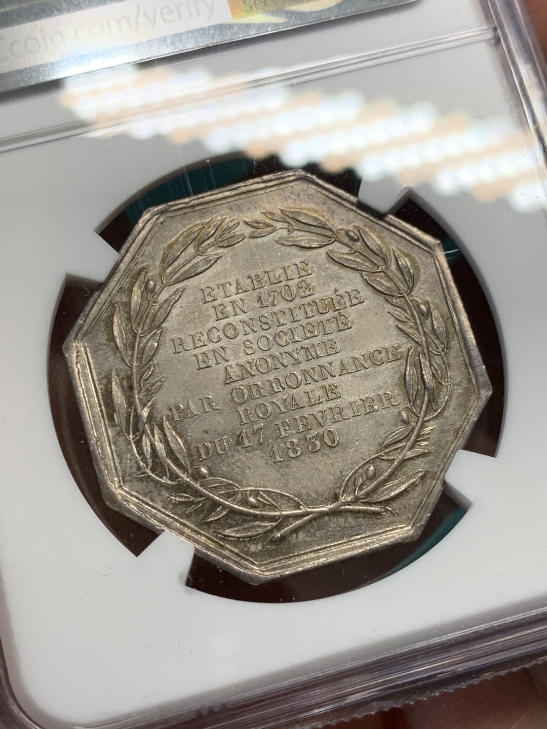 《竞宝斋》第146场-周日，周一 2场 (全场包邮) NGC-MS63 法国1830年 天使嬉戏图 八角大型JETON 银质 顶级品相