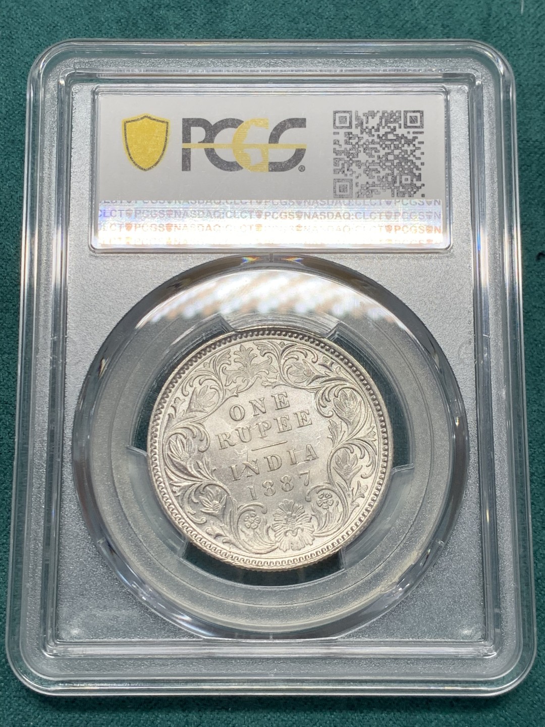 《竞宝斋》第146场-周日，周一 2场 (全场包邮) PCGS-MS63 英属印度1887 维多利亚（小维）卢比 卷拆原光，品相完美