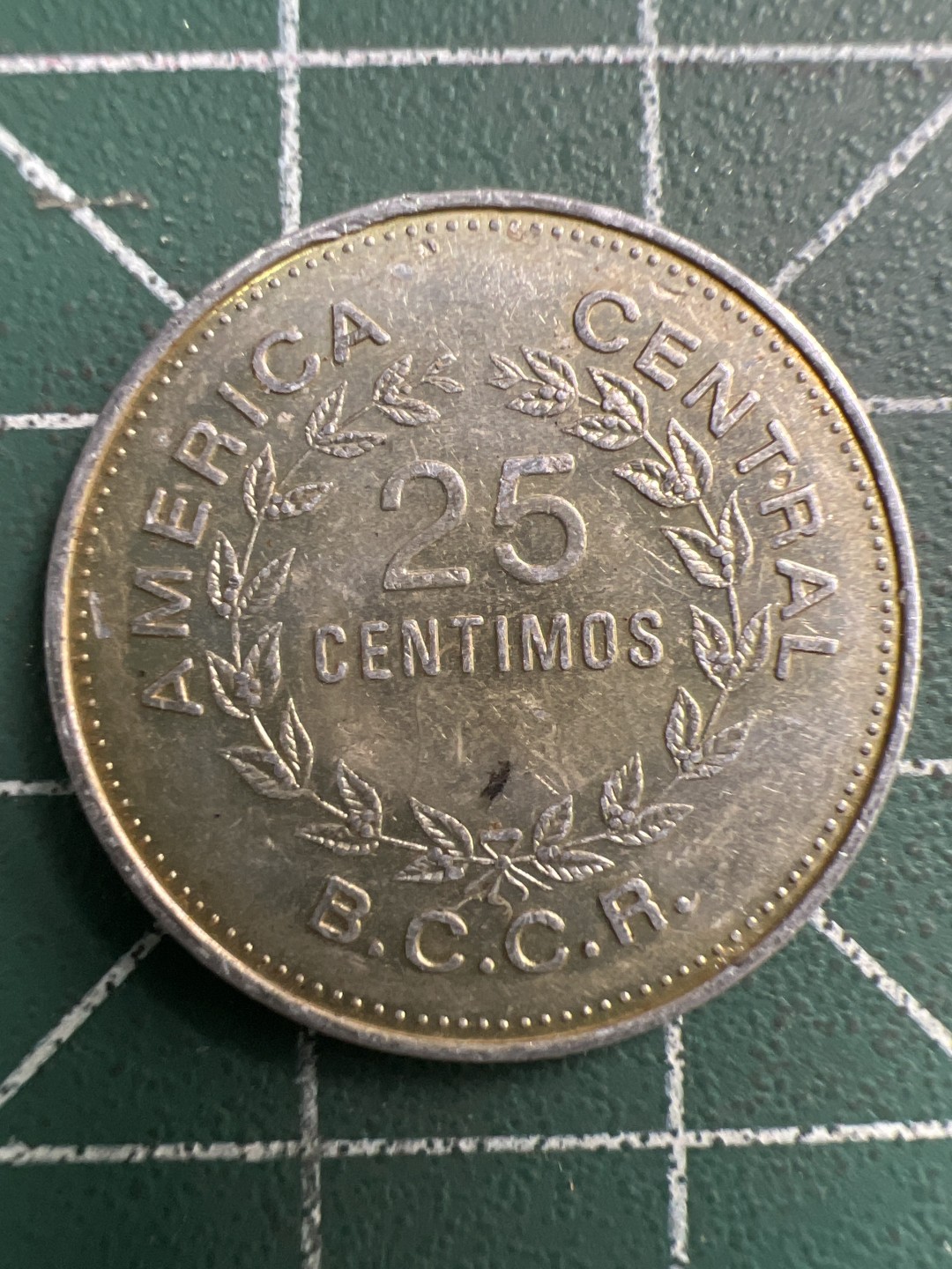 泡泡堂微拍第一百〇三幕硬币捡漏可累计专场👿👿，累计满二十元包邮，接受代拍业务 哥斯达黎加五分