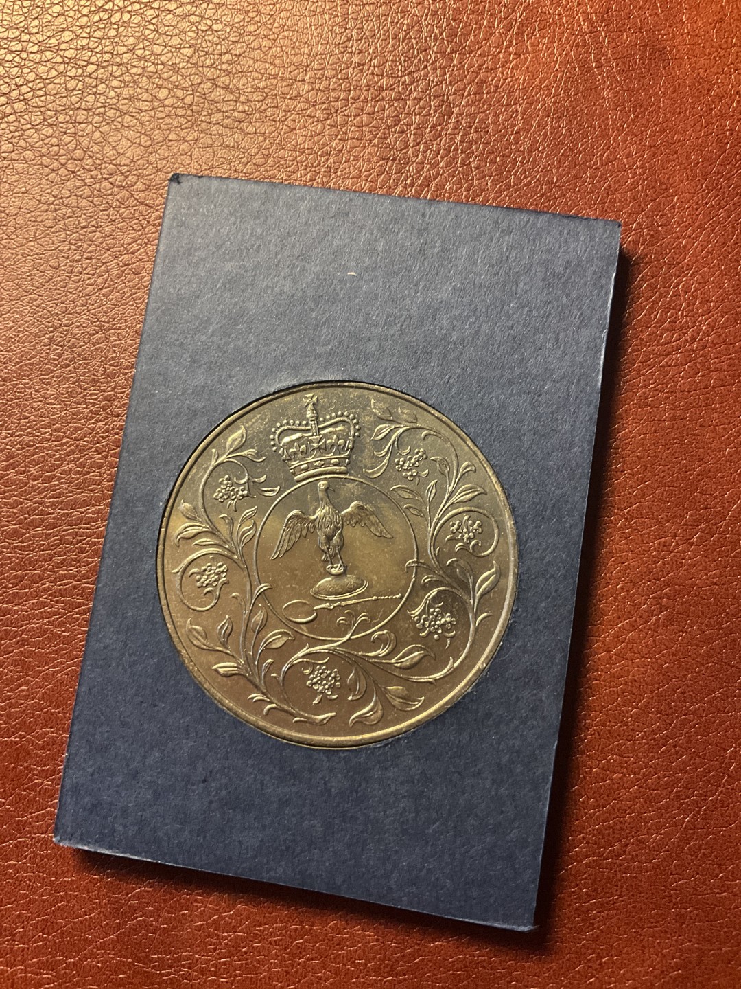 全场0元起拍 松山幣藏11场日章拍卖 女王在位25周年