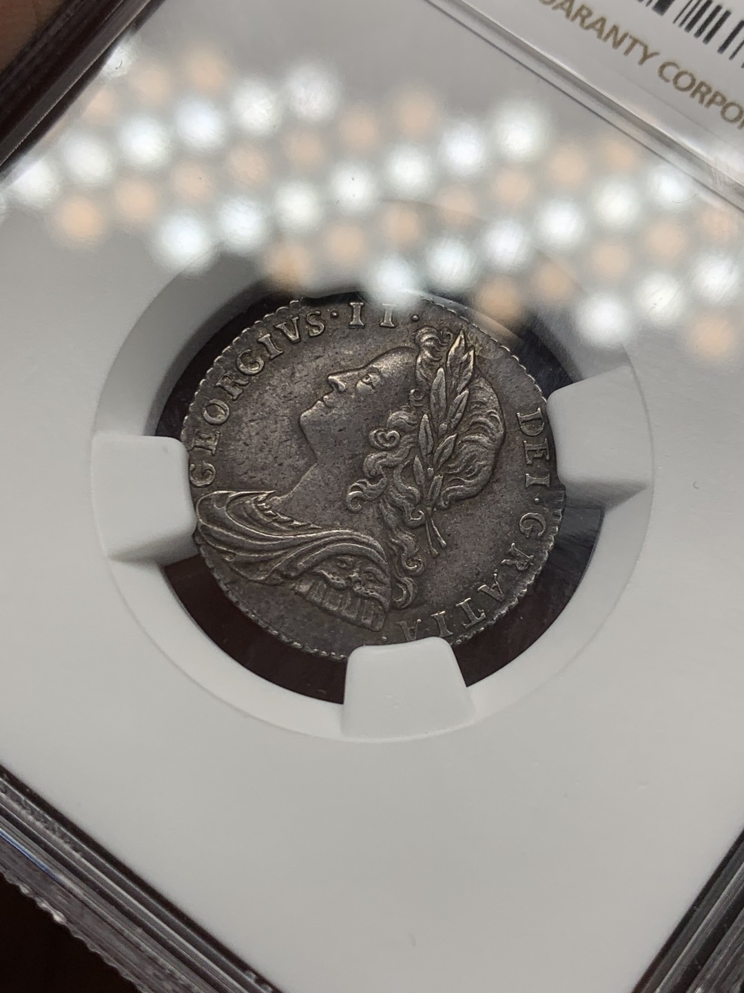 《竞宝斋》第146场-周日，周一 2场 (全场包邮) NGC MS62 英国乔治二世 1732年 6便士银币 稀见品种 玫瑰版本